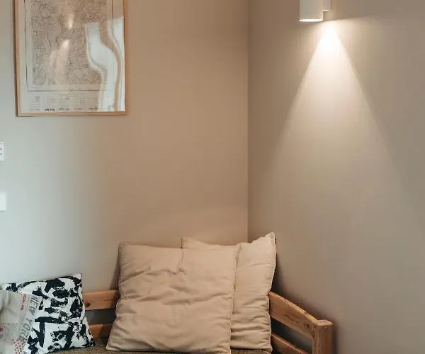 فندق مبيت وإفطار Le De Plainpalais 3*